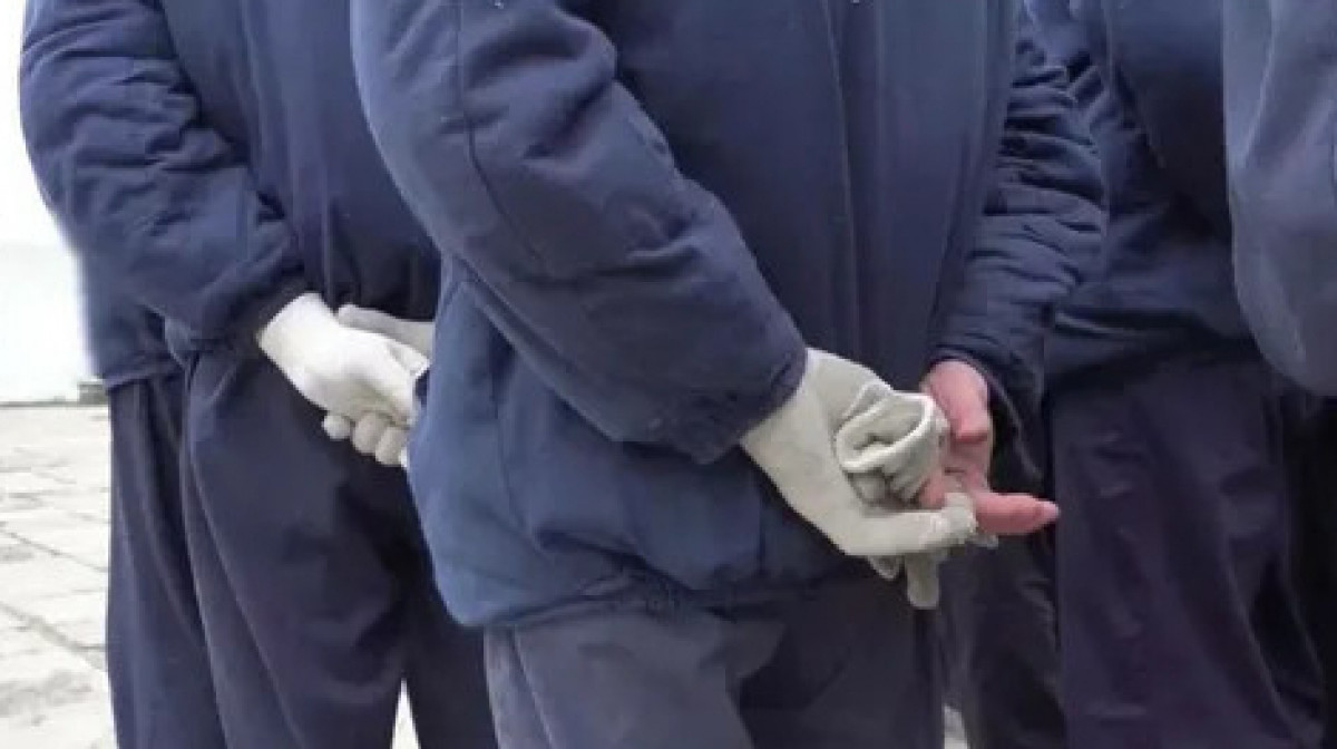 Карла Бруни может попасть в тюрьму: ее обвиняют в коррупции Карла Бруни может попасть в тюрьму: ее обвиняют в коррупции